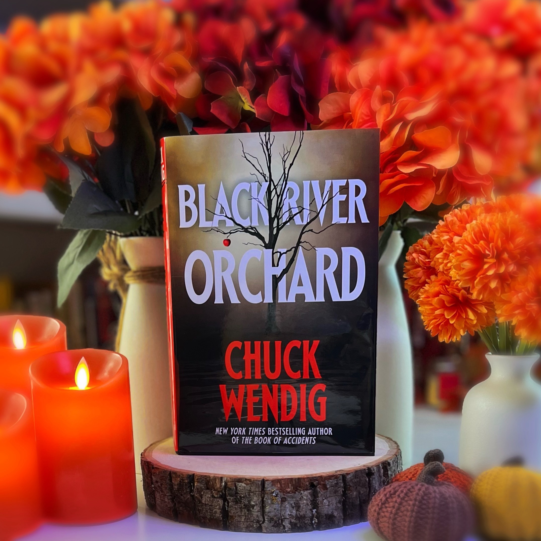 Black River Orchard by Chuck Wendig #BookReview #horror