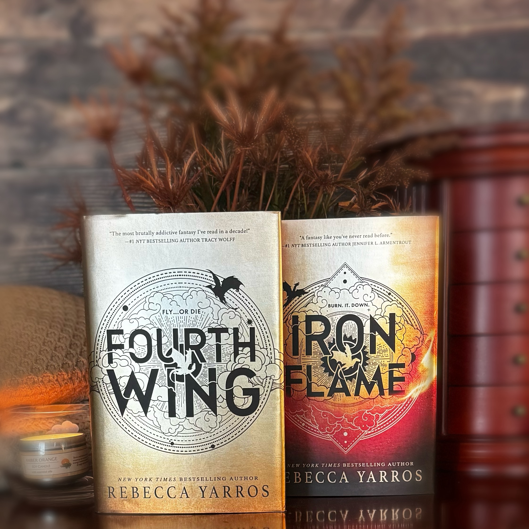 Fourth Wing and Iron Flame by Rebecca Yarros #BookReview #Romantasy
